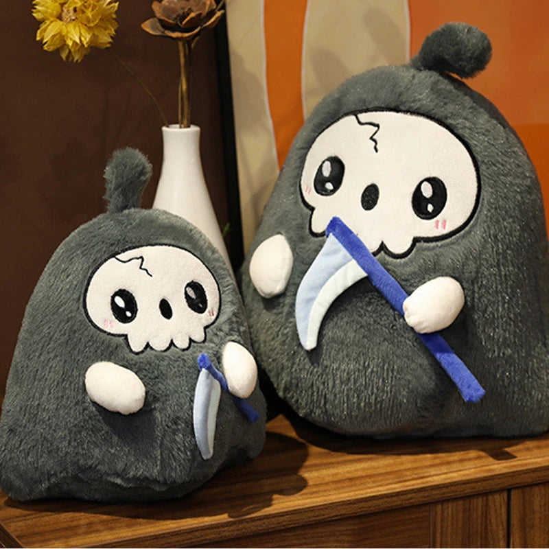 peluches halloween cœurs ailes squelettes lit canapé décoration maison rouges mignon cartoon