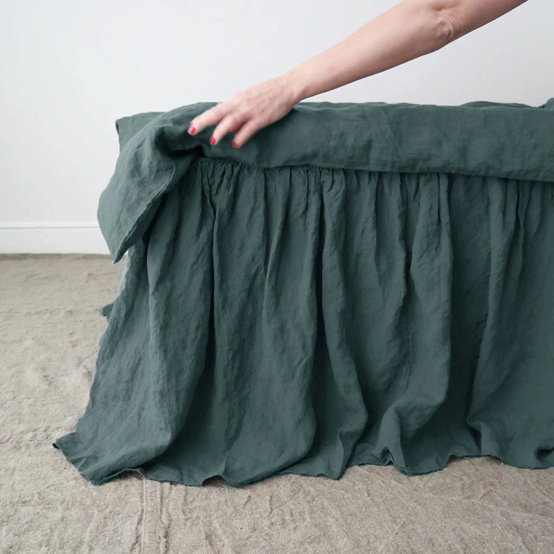 Drap-housse lin bleu pour chambre naturelle