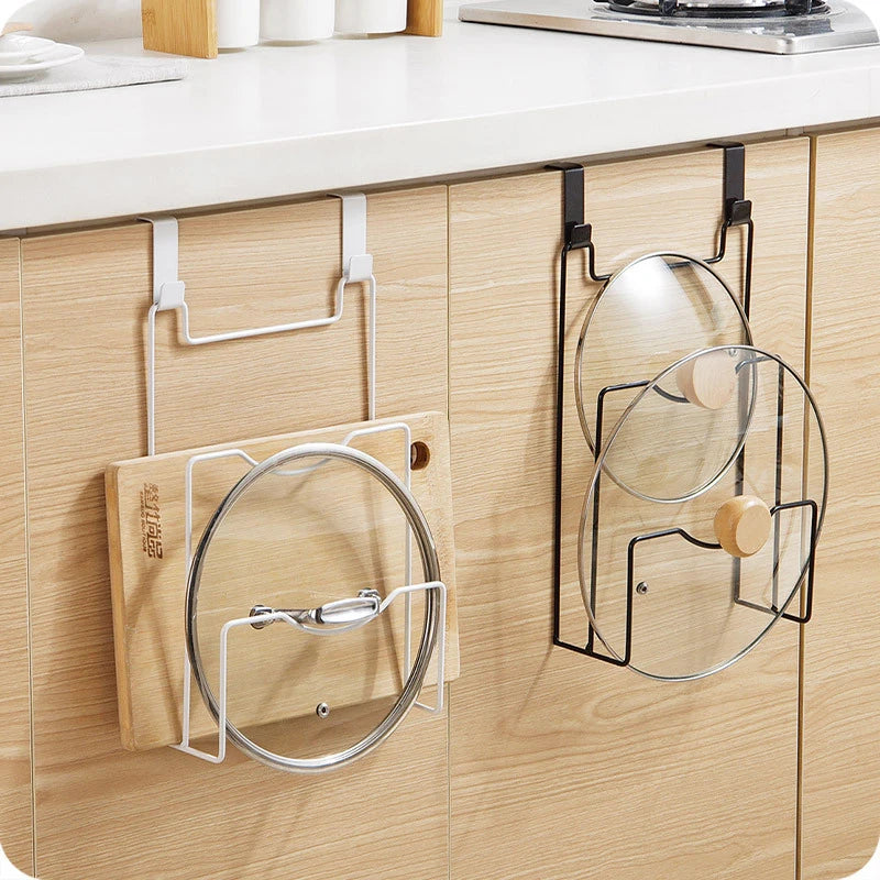 porte couvercle blanc noir moderne crochet suspension rangement cuisine couvercles différents tailles planche bois