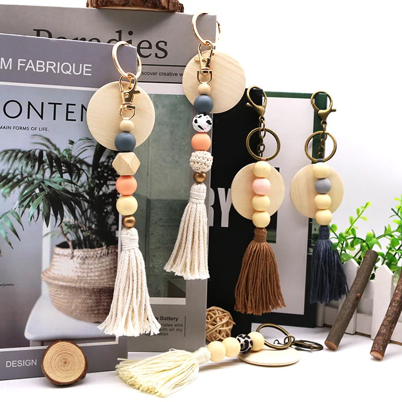 porte clés boho chic rondes frange bois blanc gris beige marronclair