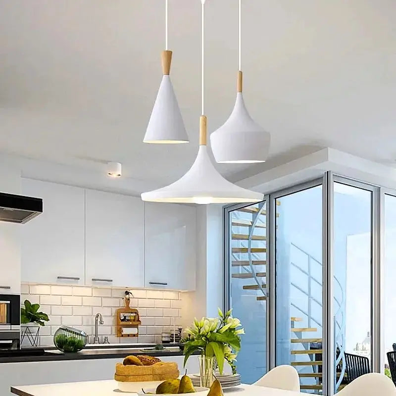 suspension lumineuse moderne conique aluminium bois salon table manger chambre