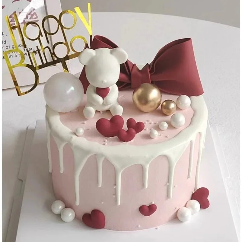 gâteau factice décoration mariage anniversaire noël valentin blanc rose rubans festive moderne