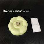 figurines chats céramique blanc bleu rose vert artisanal moderne maison chambre