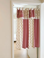 rideau fleurs rouges blancs classique rustique anneaux dentelle maison kitchen vintage