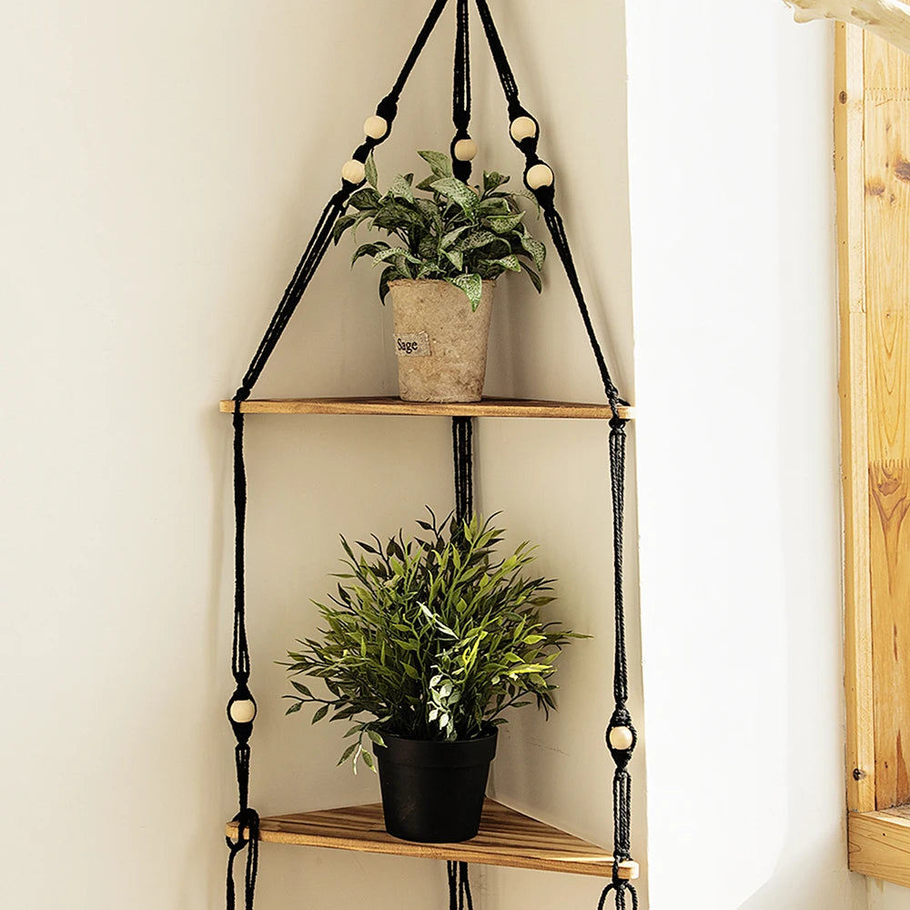 étagère suspendue macramé bois bohème plante verte pot vase fleur rose buste photo chambre