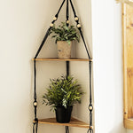 étagère suspendue macramé bois bohème plante verte pot vase fleur rose buste photo chambre