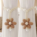 accessoire fenêtre blanc beige rose pâle rayures horizontales opacité décoratif artisanal