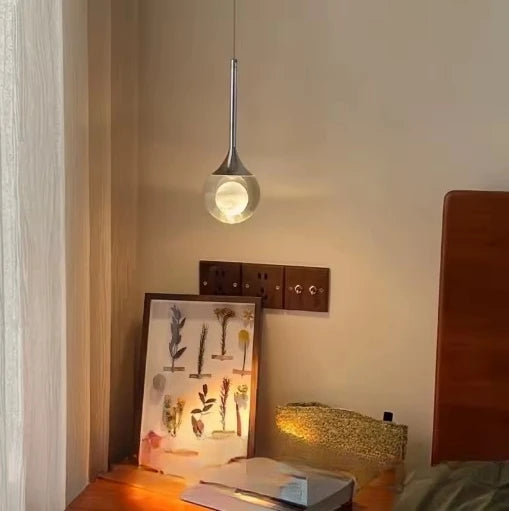 lampe suspendue moderne minimaliste transparente noir argenté brillante chambre restaurant étude cuisine