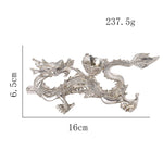 statuette dragon argenté détails complexes motifs floraux traditionnel asiatique décoration intérieure accessoire maison figurine