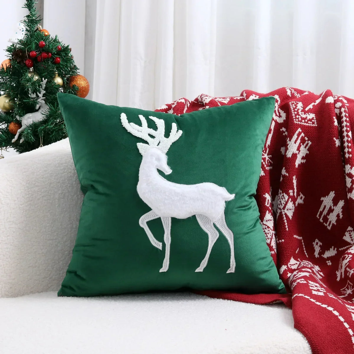 housse coussin velours noël arbre flocons good night rouge vert decoration carré tufted polyester
