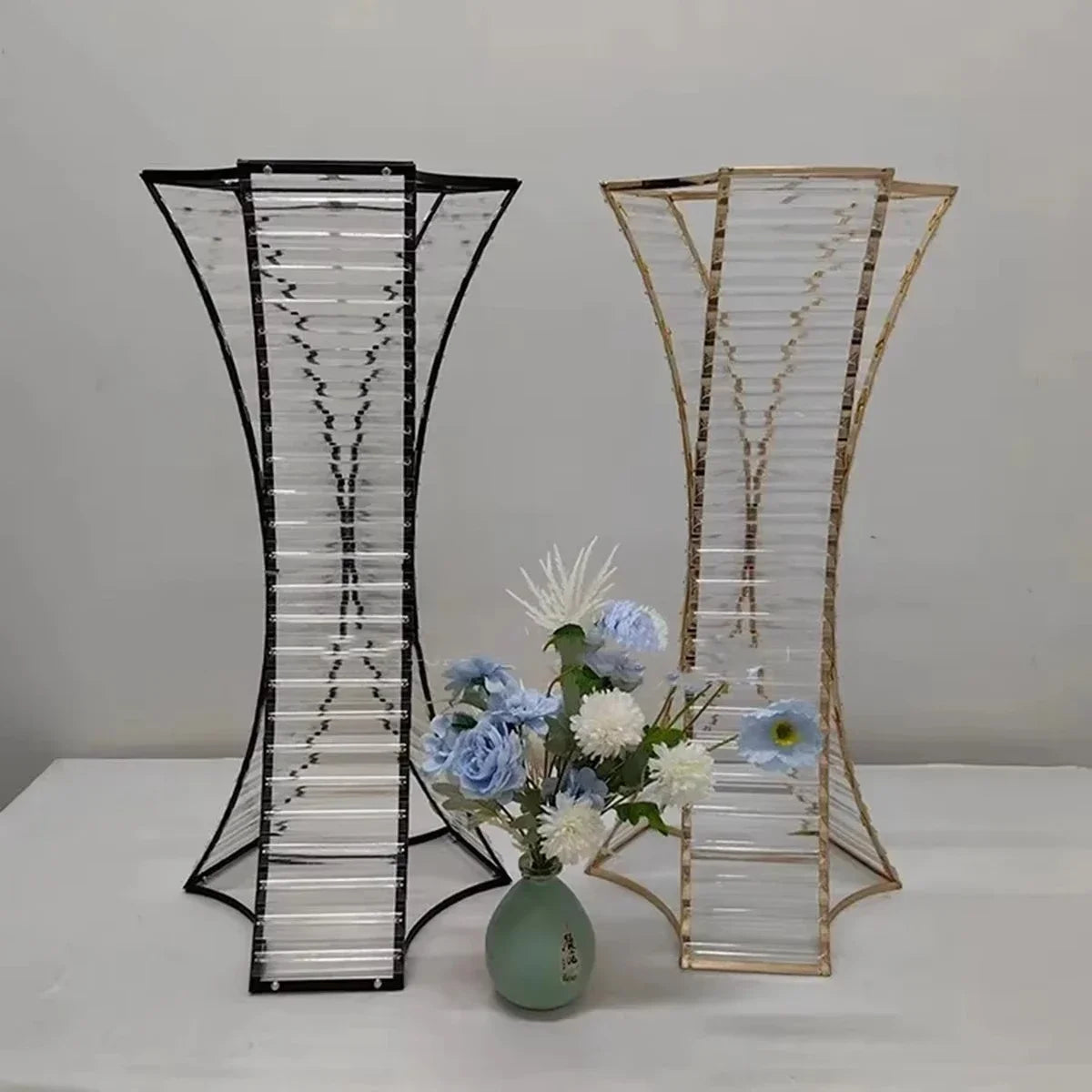 vase decoratif spirale transparent fleurs artificielle elegance evenement mariage deco table