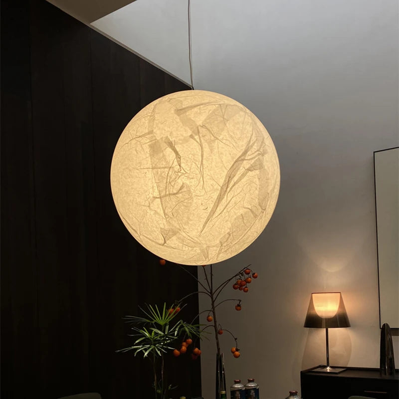 suspension lumineuse moderne blanc texture papier froissé opacité chaîne suspendue led chambre salon