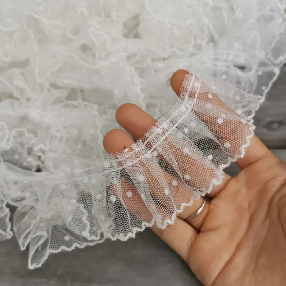 ruban dentelle points noirs blancs bordure dentelée classique élégant 6cm largeur 1m longueur translucide