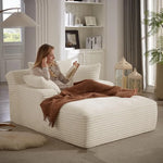Canapé modulaire compressé ivoire dans chambre adulte moderne
