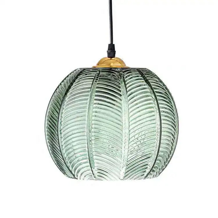 suspension lumineuse moderne élégante vert clair rayures horizontales transparente câble noir base métallique dorée