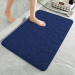 tapis bain moderne beige bleu marine gris motif cailloux adhésif respectueux environnement rapide séchage