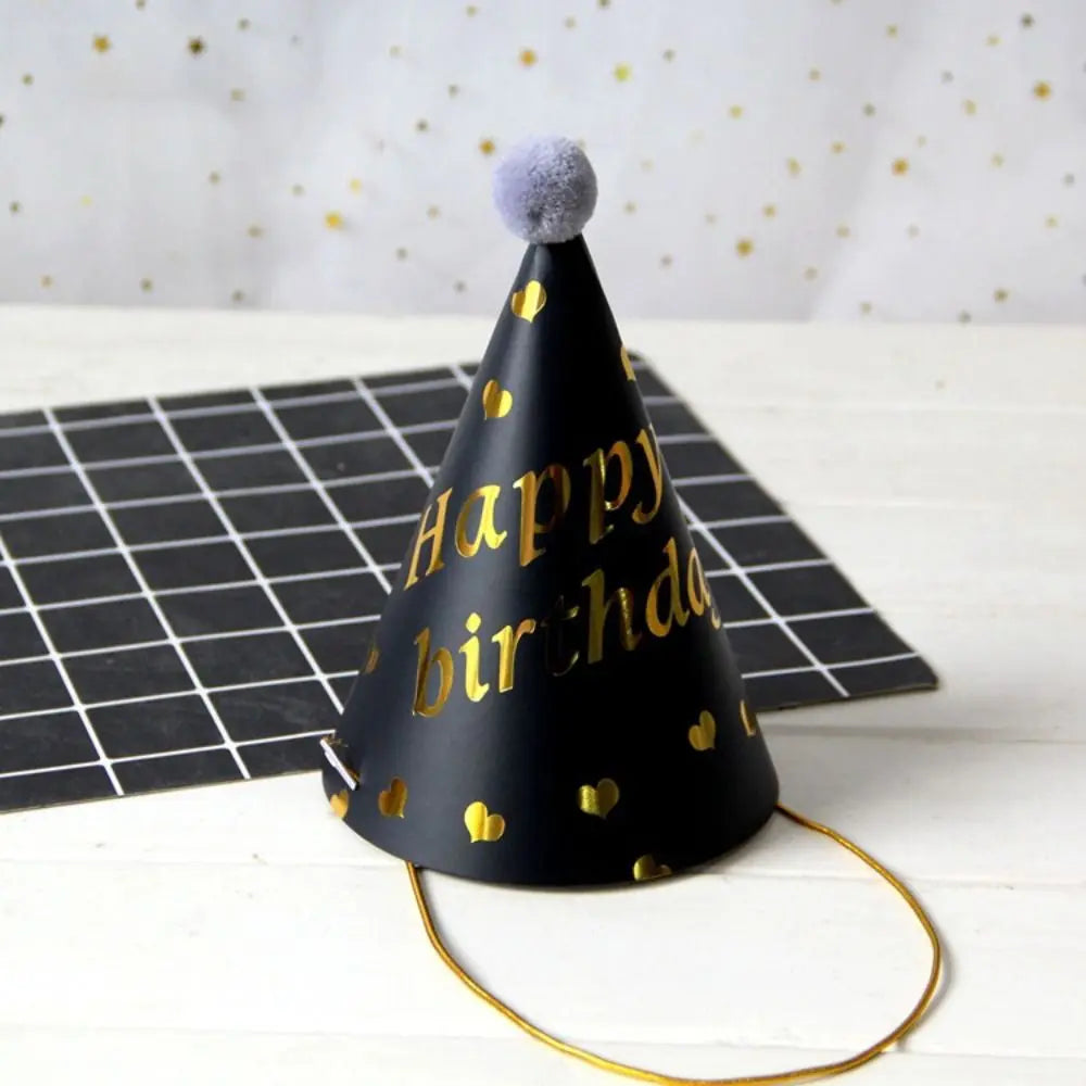 chapeaux fête anniversaire enfant garçon fille imprimé happy birthday motifs floraux dorés multicolores classiques