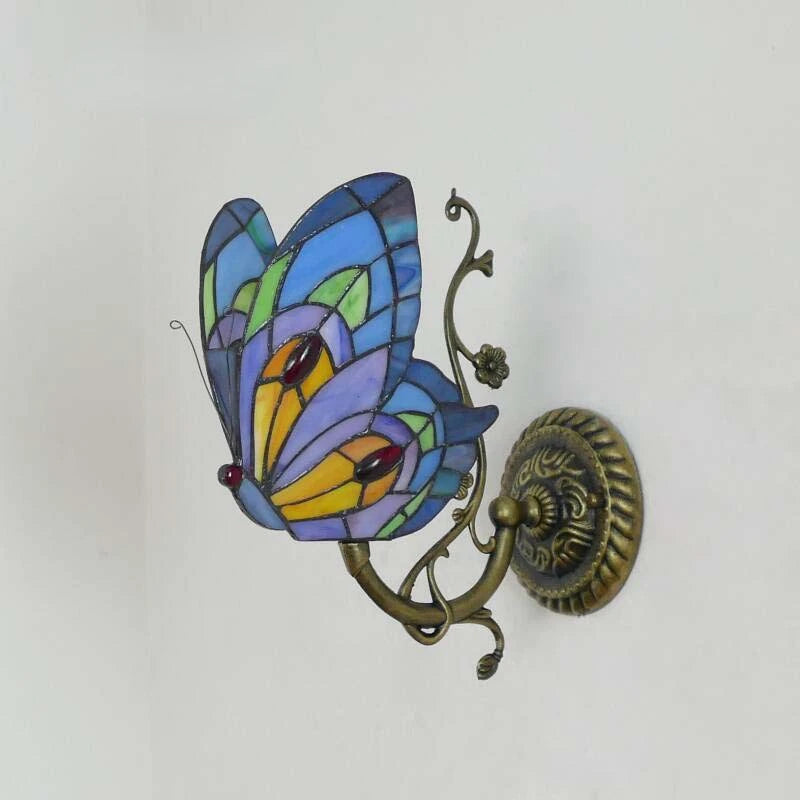 applique murale art nouveau papillon verre coloré bleu rouge verte fixée mur blanc or