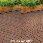 dalles sol extérieures modulaires bois rustique marron foncé texture naturelle connecteurs intégrés 30cm 30cm