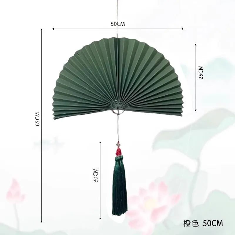 éventail pliant décoratif papier rouge bleu marine doré chinois traditionnel pompon cordelette