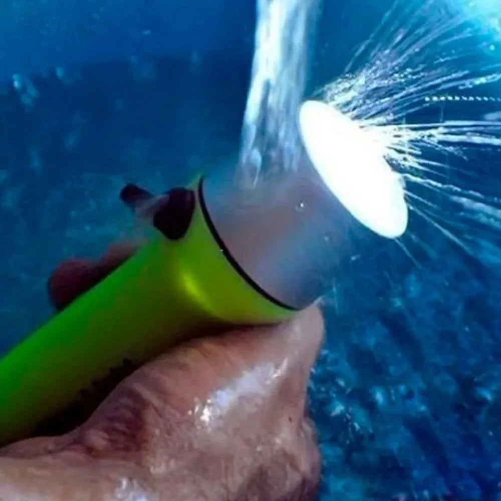 lampe torche sous marine vert fluo argent imprimée plongeur moderne pratique cordon serrure piles