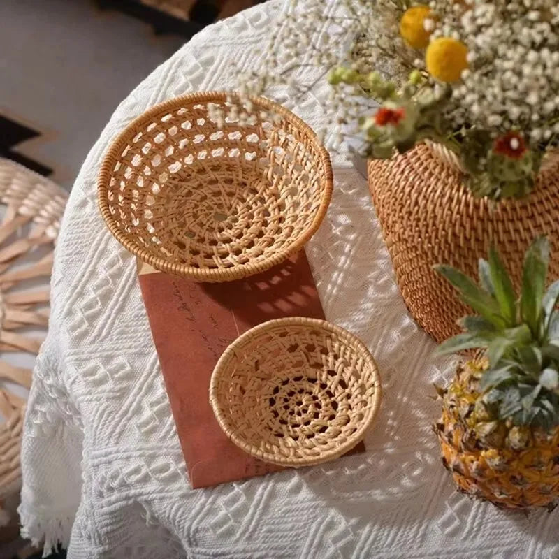 paniers rotin tressage géométrique naturel multifonctionnels ménagers réutilisables traditionnels artisanats