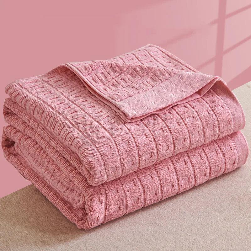 couverture coton bleu gris rose moderne plaid motifs carrés bordure texturée été hiver portable