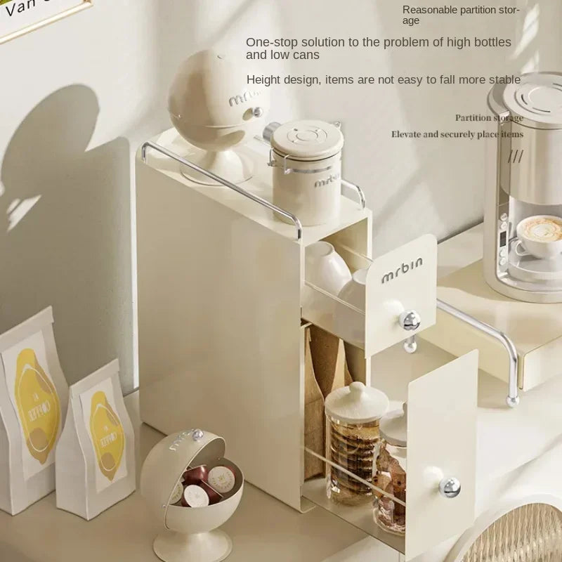 rangement cuisine tiroirs boîtes organisation blanc crème étagères métal moderne rétro tasses capsules thé