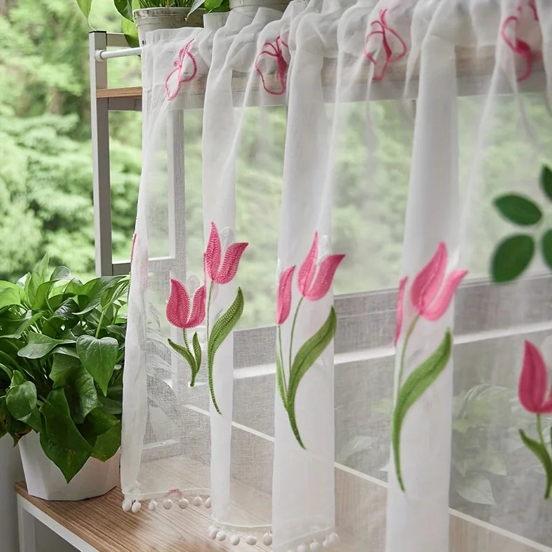 rideau brodé tulipes roses semi transparent blancs fenêtre salon cuisine