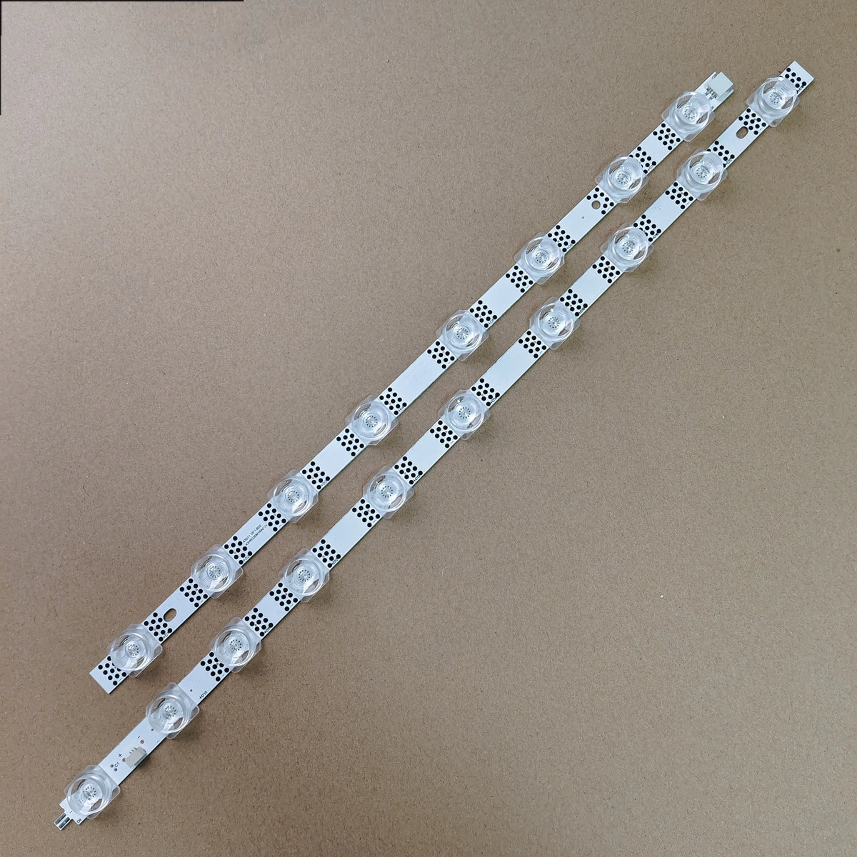ruban led perforé blanc connecteur électrique moderne 6v 18led aluminium