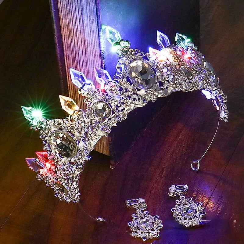 couronne baroque ornements diamants boucles oreilles cristaux multicolores occasion fête mariage anniversaire