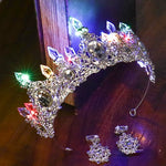couronne baroque ornements diamants boucles oreilles cristaux multicolores occasion fête mariage anniversaire