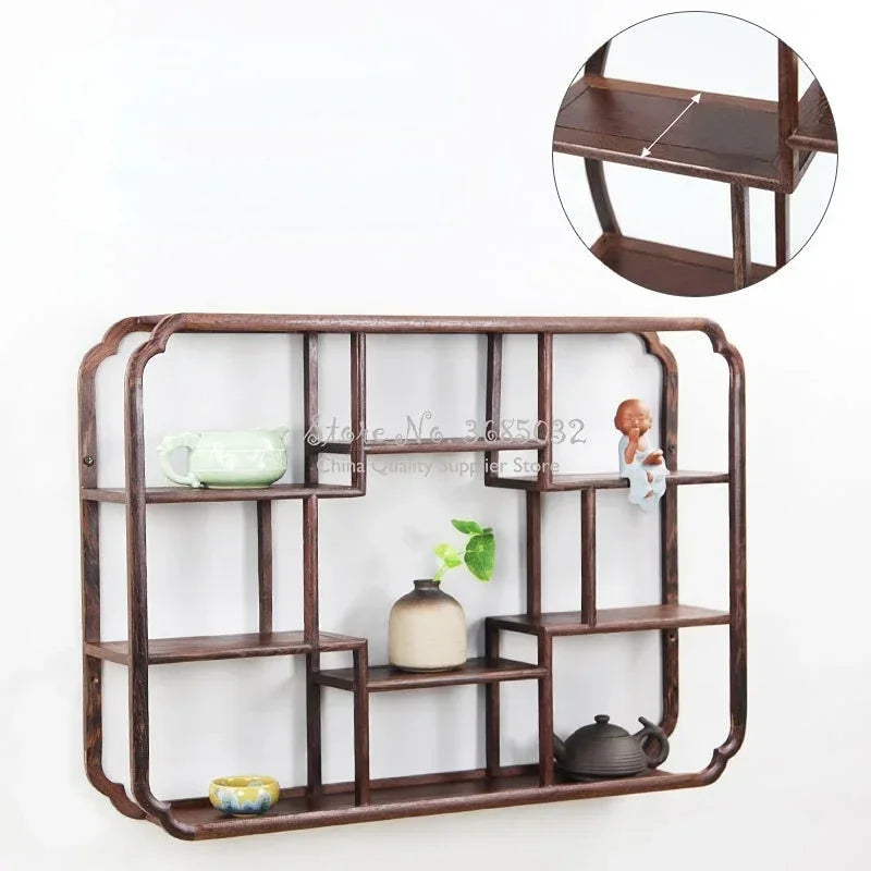 étagère murale bois sculpté classique marron statuettes théières vases tasses rangement cuisine déco