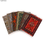tapis miniature animaux nature ornements floraux motifs géométriques franges classique vert rouge