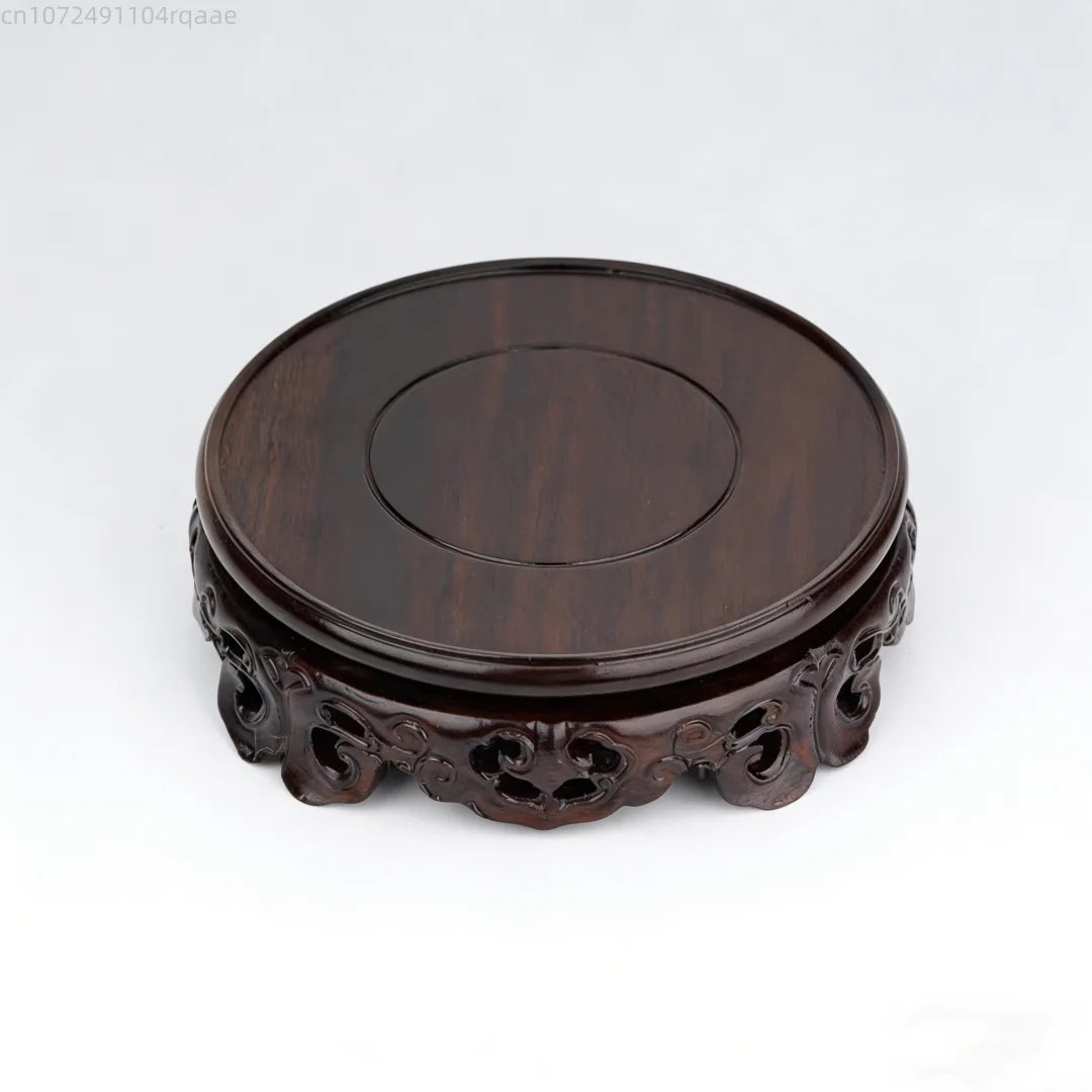 support bois ornements sculptés complexe artisanal marron foncé traditionnel décoration maison objet décoratif stand