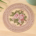 serviettes table brodées fleurs dentelées beige rose vert traditionnelles 12cm respectueuses environnement