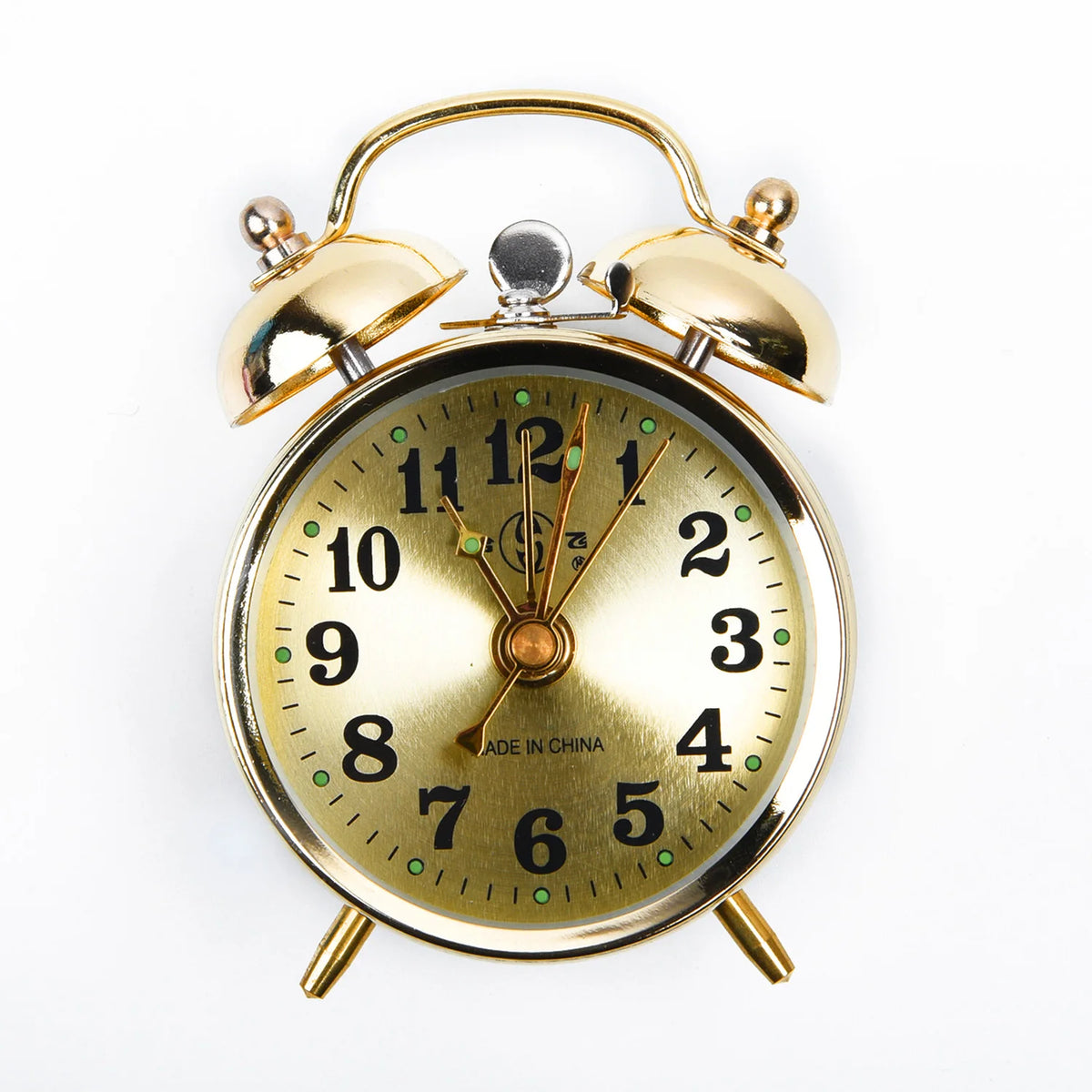 horloge alarme vintage dorée classique chiffres noirs points verts pieds métalliques