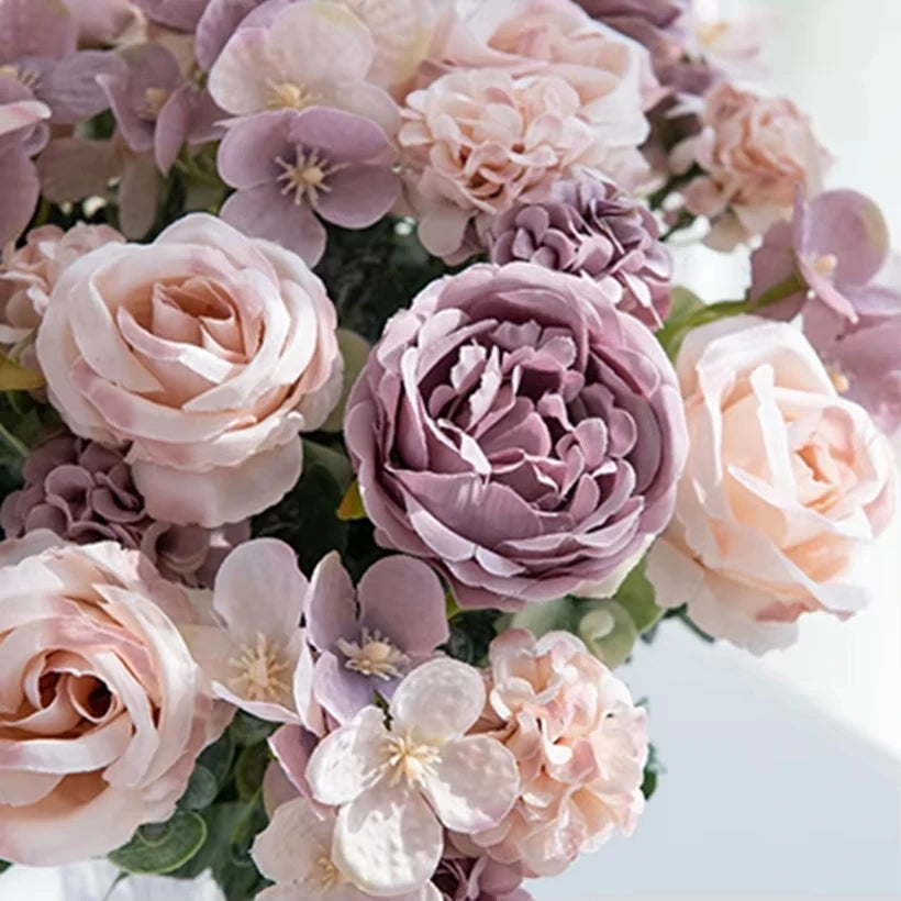 bouquet fleurs artificielles violet rose blanc classique intérieur décoration maison événement anniversaire mariage