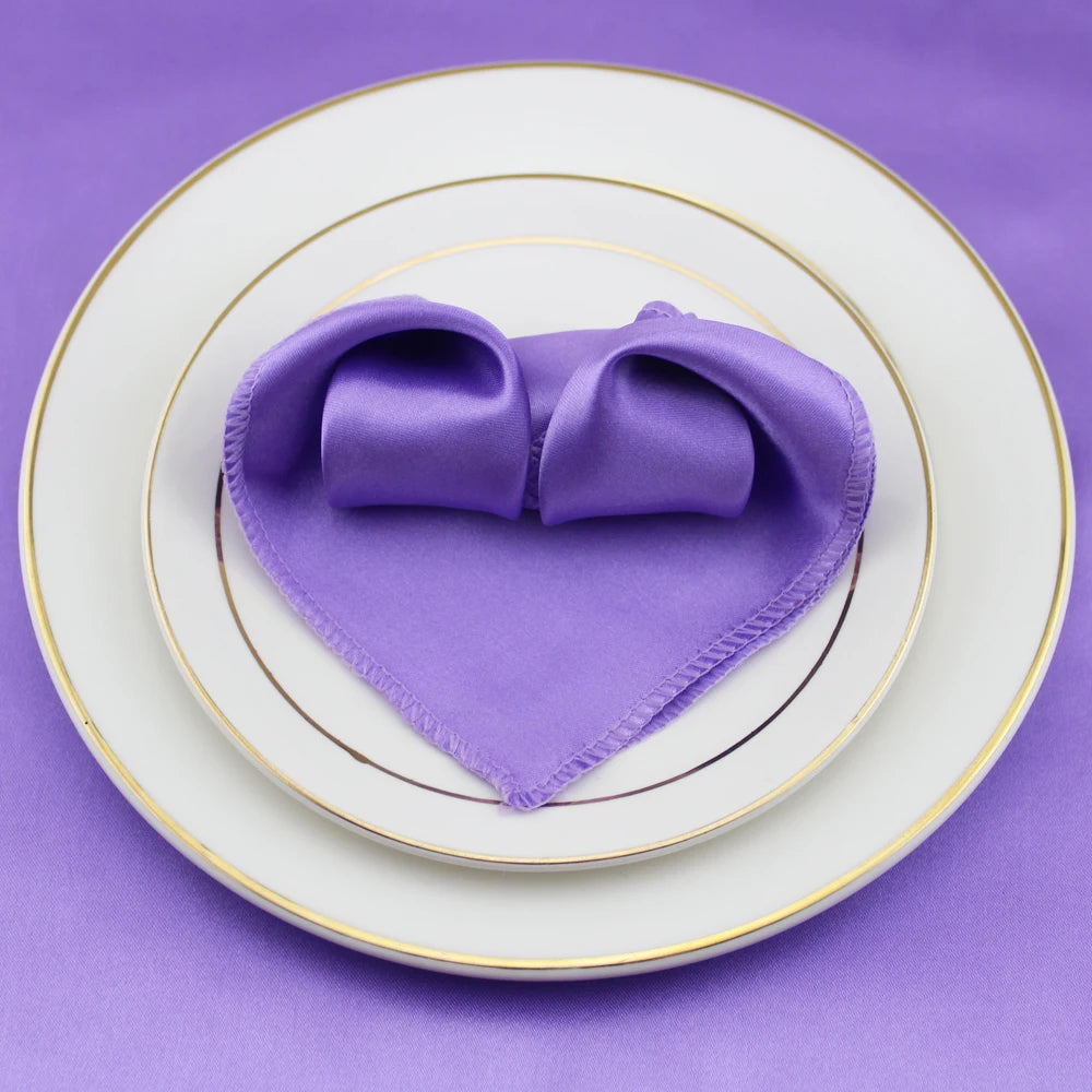 serviette table satin pliée forme coeur mariage décoration fête