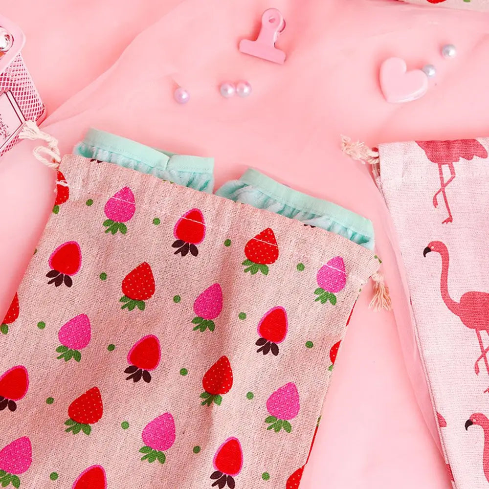 sac rangement coton rose flammes fraises vintage doux portefeuille voyage