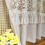 rideau boho crocheté franges beige clair rustique fenetre cuisine simple