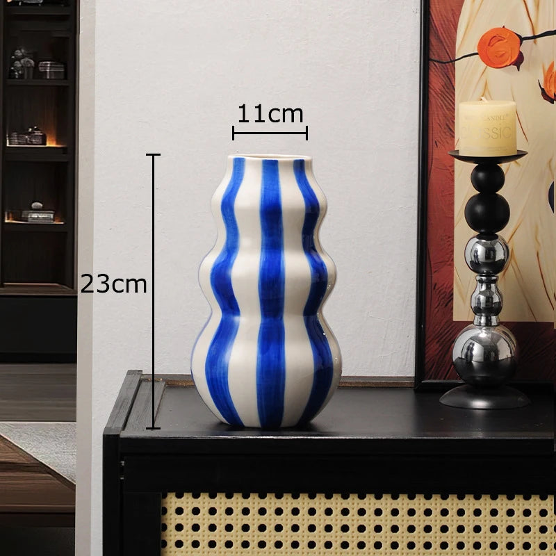 Vases modernes céramique rayures colorées bleu blanc vert rouge jaune