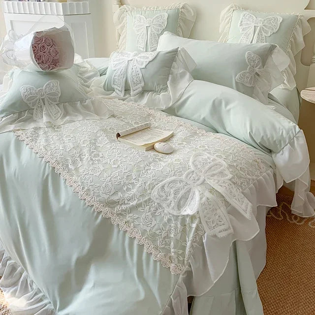 ensemble literie romantique violet rose dentelle blanche fronces bordures vintage filles chambre adolescente