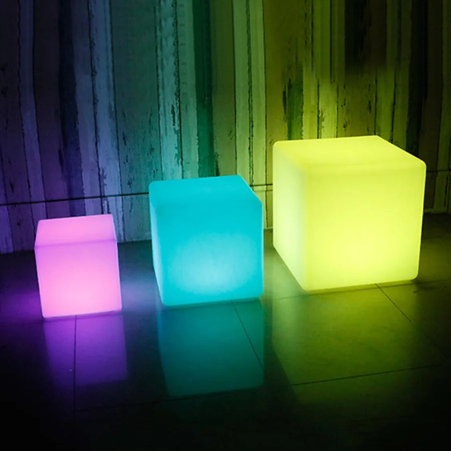 veilleuse cube led 16 couleurs télécommande moderne blanc bleu violet jaune