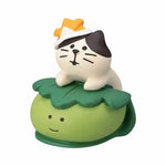 figurines animaux japonaises manga couleurs vives motifs traditionnels ornement maison collectionnable