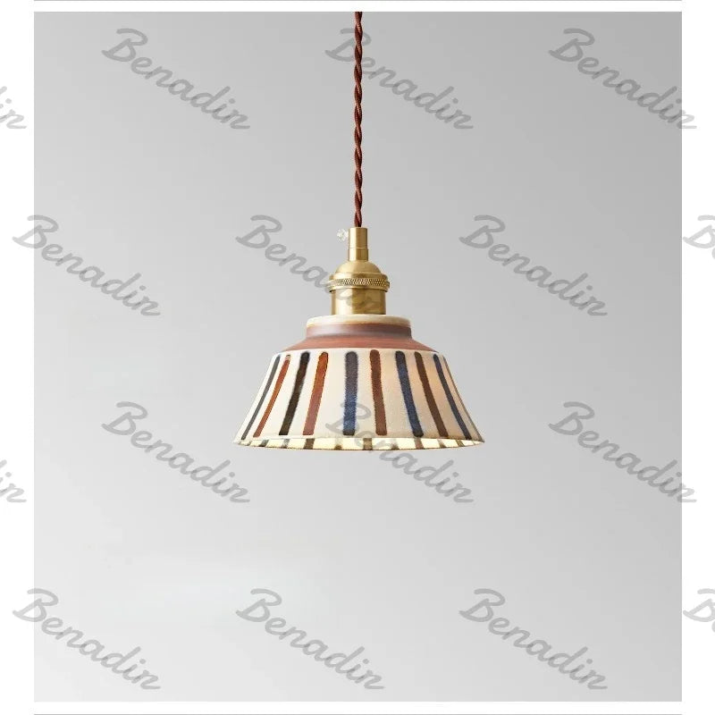 lampe suspendue vintage céramique fleurs bleues blanc rayures multicolores cordon doré