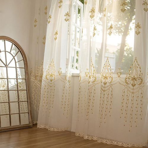 rideau blanc transparent broderie dorée élégant moderne salon chambre salon luxe classique