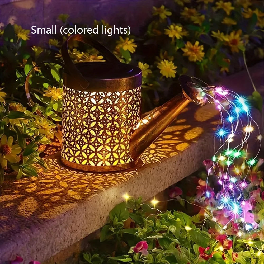 arrosoir lumineux solaire doré motifs floraux tringle noire led moderne jardinextérieur