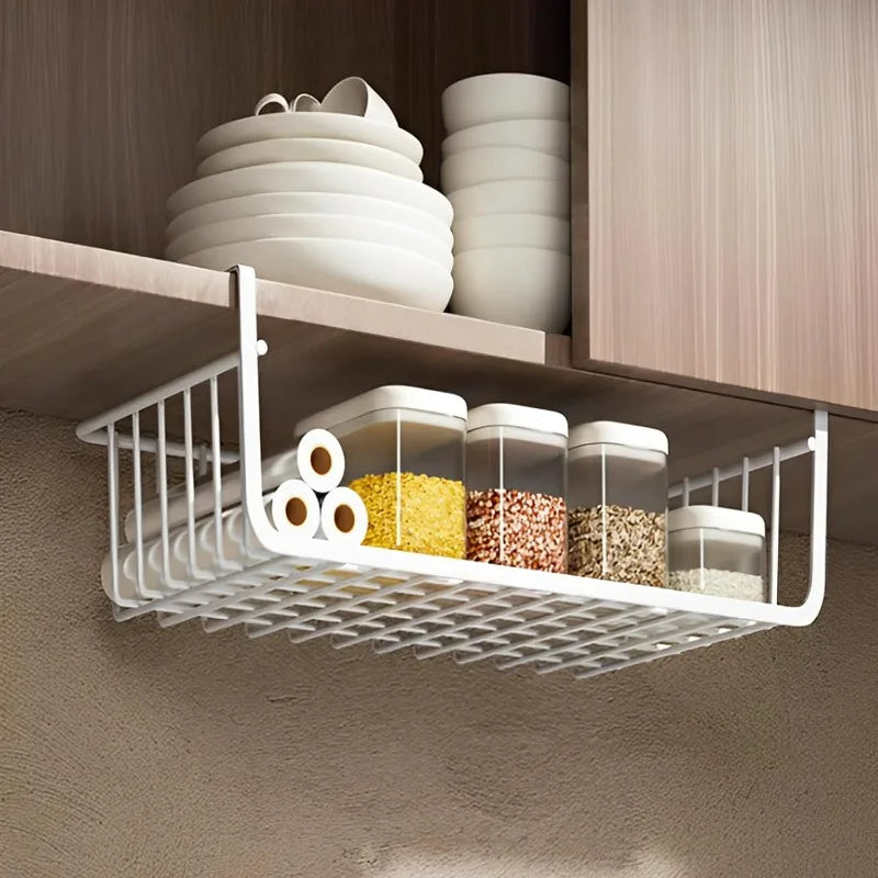 panier suspendu maille métallique argenté noir blanc clips rangement moderne cuisine salon