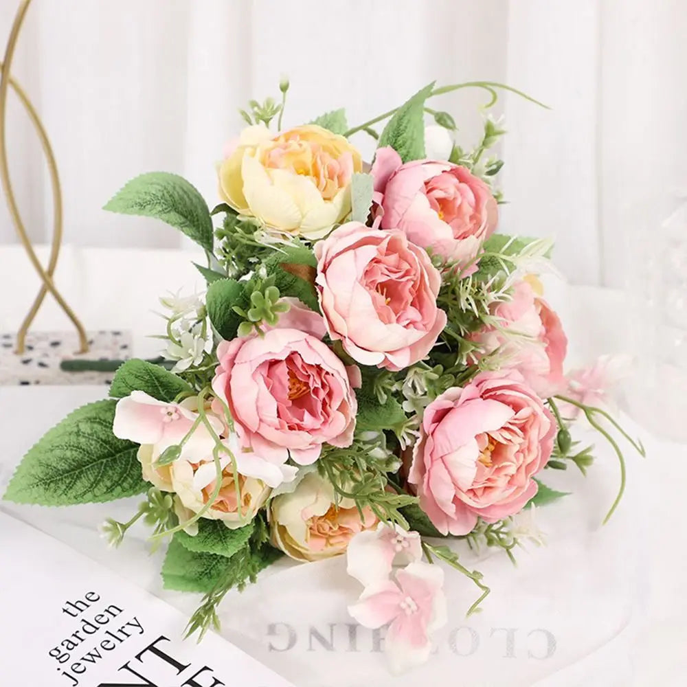 bouquet fleurs artificielles rose blanc classique intérieur décoration nouvelle année anniversaire